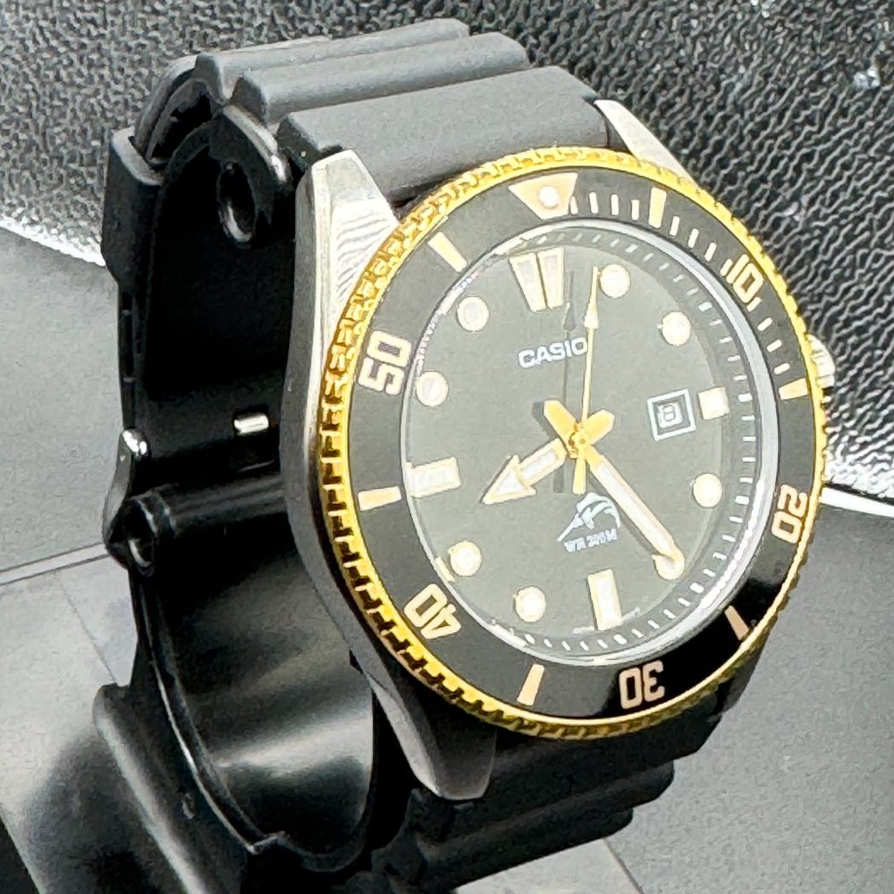 Casio Sports Watch 40mm Diameter For Work / Casua… - image 5